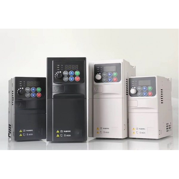 Variateur de Fréquence 3.7KW 220V Mono 380V Tri, Commande spéciale, article ni repris ni échangé